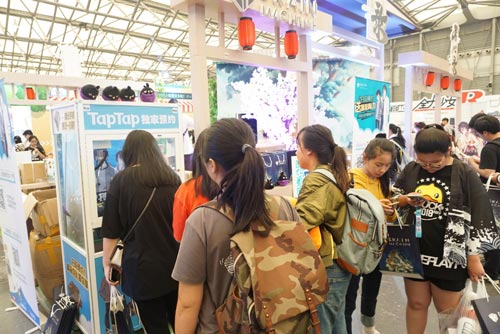 《布林机》参展上海萤火虫现场人气火爆_游戏资讯-游民部落(gamecolg.com)