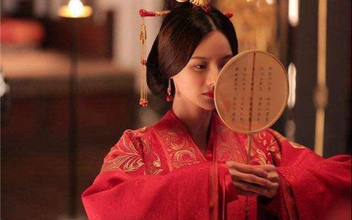 《卧龙吟》英武过人的女将点杀强将孙尚香曝光_C++语言-游民部落(gamecolg.com)