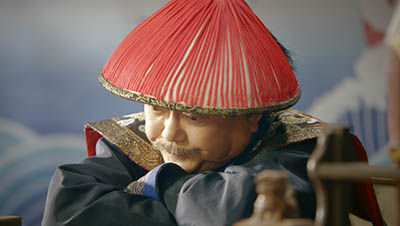王刚被小鲜肉亲《一品官老爷》温情满满_游戏资讯-游民部落(gamecolg.com)