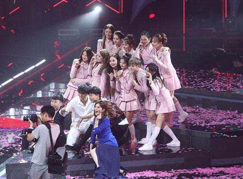 《创造101》火箭少女成团回顾那些最美最炸的舞台_游戏资讯-游民部落(gamecolg.com)