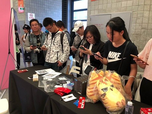萤火虫漫展上的宫斗剧《紫禁繁花》五图曝光_游戏资讯-游民部落(gamecolg.com)