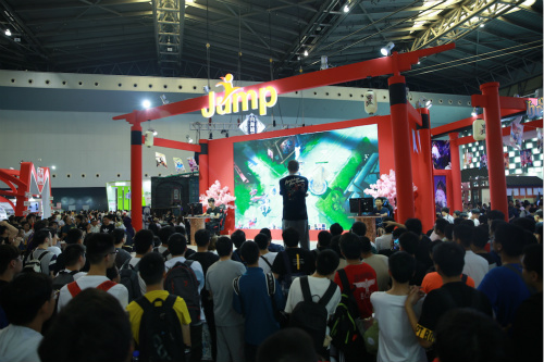 跳跃网络CCGEXPO2019展台引围观玩家互动欢乐多_游戏资讯-游民部落(gamecolg.com)