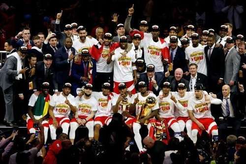 NBA总决赛勇士队虽败犹荣来《NBALIVE》感受比赛现场_游戏资讯-游民部落(gamecolg.com)