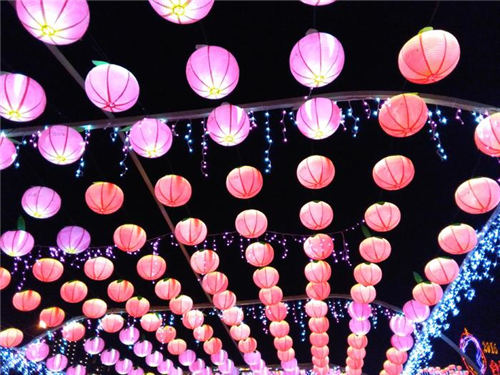 帮会花灯挂满屏《贪玩蓝月:传奇来了》闹元宵_游戏资讯-游民部落(gamecolg.com)