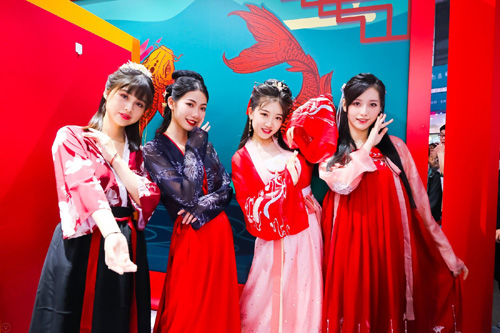 2020CJ亮相洛裳华服•赏传统服饰文化潮下的游戏圈_游戏资讯-游民部落(gamecolg.com)