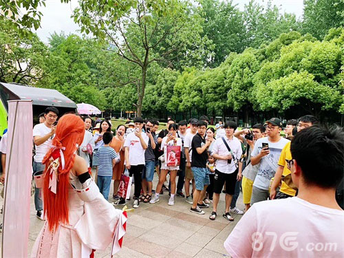 绘梨衣驾到斗鱼嘉年华筑造《龙族幻想》全新世界_游戏资讯-游民部落(gamecolg.com)
