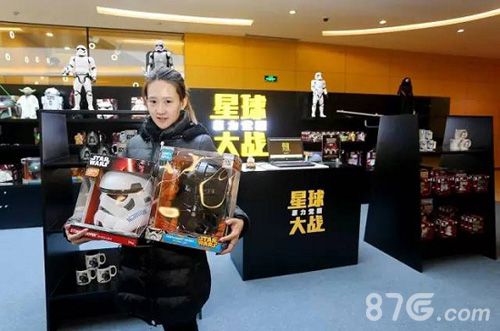 《星球大战指挥官》亮相原力特展迎接原力觉醒_游戏资讯-游民部落(gamecolg.com)