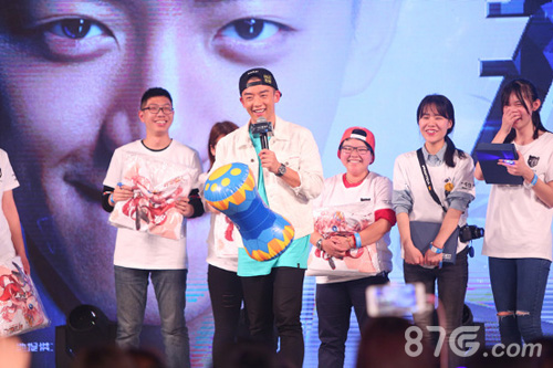 与粉丝同乐《时空猎人》带你看郑恺生日会_游戏资讯-游民部落(gamecolg.com)