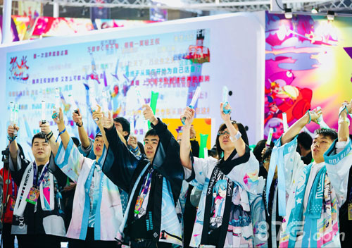 《初音未来:梦幻歌姬》邀你PK互动赢奖品_游戏资讯-游民部落(gamecolg.com)