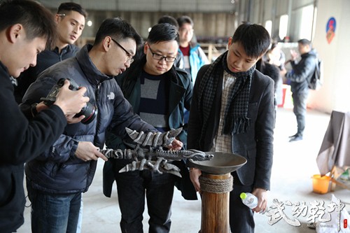 《武动乾坤》手游团队深入探班影视剧组_游戏资讯-游民部落(gamecolg.com)