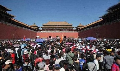 长假外出看人海不如来《卧龙吟》攻城略地当主公_游戏资讯-游民部落(gamecolg.com)