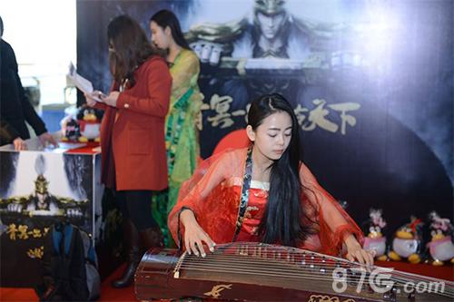卧虎藏龙Ⅱ首映圆满成功联姻《六龙争霸3D》火爆非凡_游戏资讯-游民部落(gamecolg.com)
