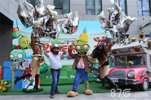 感恩有你僵尸2两周年潘妮时光车巡展全回顾_游戏资讯-游民部落(gamecolg.com)