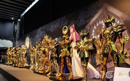圣斗士现身秋叶原《圣斗士星矢：重生》送你日本游_游戏资讯-游民部落(gamecolg.com)