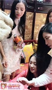 玩宫斗扎小人《熹妃Q传》宫斗屋人气爆棚_游戏资讯-游民部落(gamecolg.com)