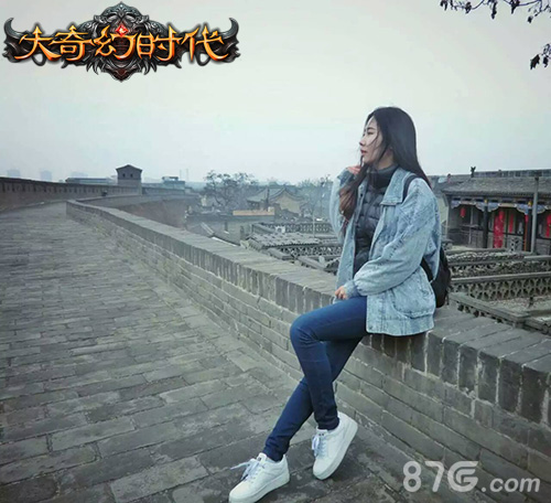 《大奇幻时代》气质美女玩家私照曝光_游戏资讯-游民部落(gamecolg.com)