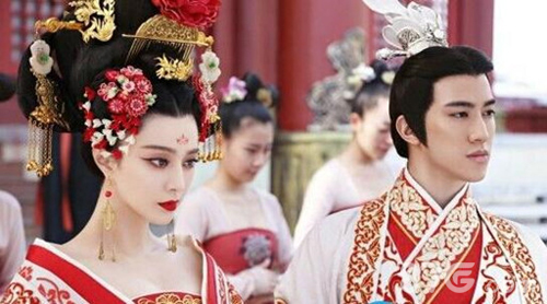 武媚娘传奇手游帝王时装限时登场呼我万岁万万岁_游戏资讯-游民部落(gamecolg.com)