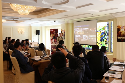 《最终幻想觉醒》手游首届玩家见面会圆满落幕_游戏资讯-游民部落(gamecolg.com)