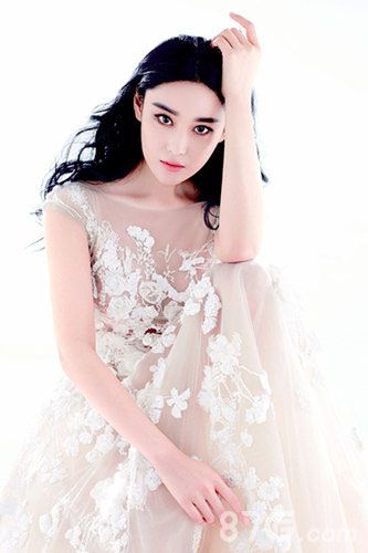 9377《皇图》公测在即张馨予cos职业齐猜想_游戏资讯-游民部落(gamecolg.com)