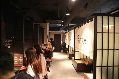 胜利在中国开拉面店《节奏大爆炸》线下交流新场地_游戏资讯-游民部落(gamecolg.com)