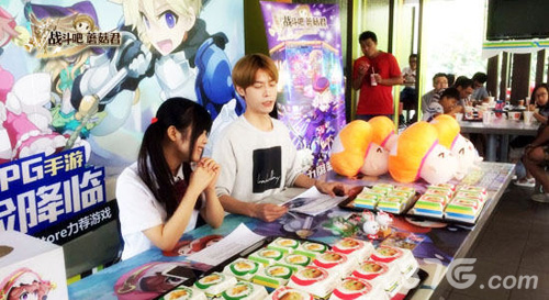 元气少女甜蜜喂食战斗吧蘑菇君麦当劳主题店探险_游戏资讯-游民部落(gamecolg.com)