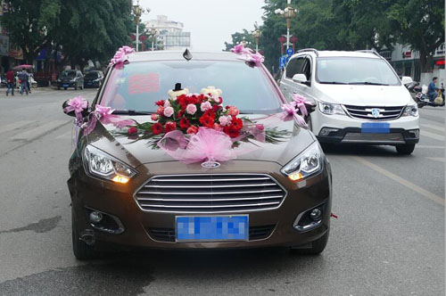 《我为车狂》婚车装饰也叫改装!_游戏资讯-游民部落(gamecolg.com)
