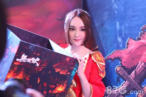 ChinaJoy开馆首日小杨幂、小南湘惊现中国手游_游戏资讯-游民部落(gamecolg.com)