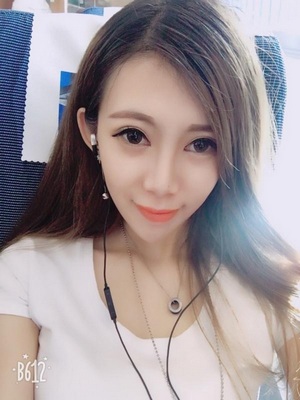美女主播凝夕试水游戏直播高玩还是坑?_游戏资讯-游民部落(gamecolg.com)