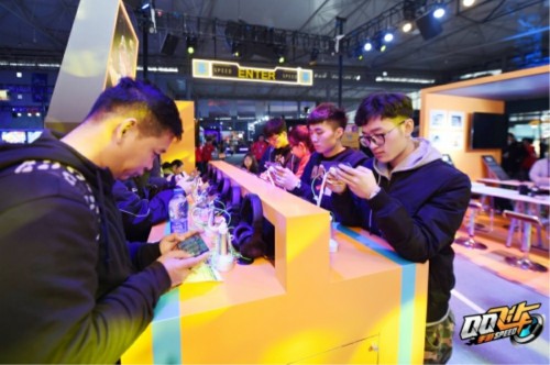 QQ飞车手游首秀TGC超高人气玩转激情_游戏资讯-游民部落(gamecolg.com)